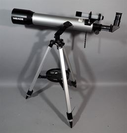 Meade Model 70AZ 70mm Refracting Telescope