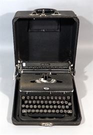 1940's Royal Quiet De Luxe Typewriter with Case, Glass Keys