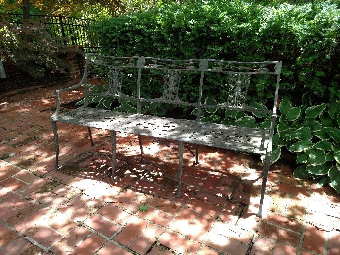 Wonderful vintage garden bench