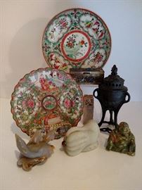 Antique Chinese plates, soapstone and agate