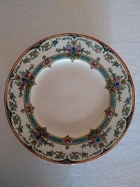 Royal Worcester "Hollywood" dinner plates