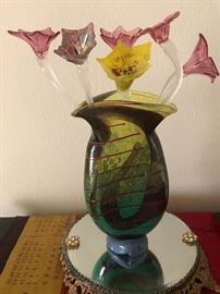 gorgeous  hand blown  flowers  and   vase  from Venice $125