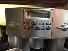 DeLonghi Mafnifica Espresso Machine
