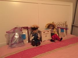 American Girl Dolls Samantha and Felecity