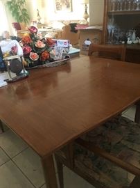 Mid-century dining table and 6 chairs, 2 leafs