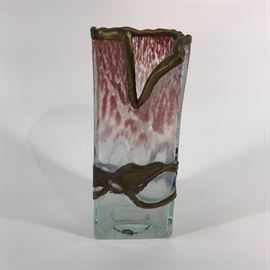  Art Glass Vase #1, Signed     http://www.ctonlineauctions.com/detail.asp?id=734700