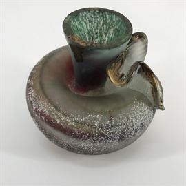 Art Glass Vase #2, Signed http://www.ctonlineauctions.com/detail.asp?id=734701