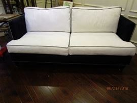 No discoloration in pillows.  It's the camera's fault.