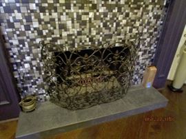 Fireplace screen