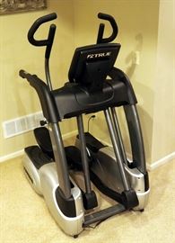 True Fitness Gym ES700 Elliptical With Electronic Controls