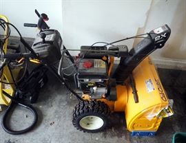Cub Cadet 2X .528SWE Two Stage Power Snow Blower SN1F114830169, Model 31BH5411710, With Electric Start