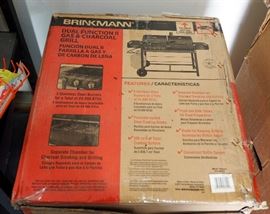 Brinkman Dual Function II Gas And Charcoal 3 Burner Grill Appears New In Box And Grill Tools In Box