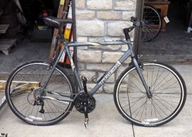 Trek 7200 FX Men's Bicycle