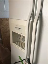 #10 Kitchen aid 25 cu sxs frig $200.00