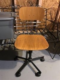 #86 wood desk chair adjustable height $75.00