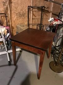 #89 swivel top square table 24x24x23 $75.00