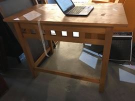#122 oak table w mid centry look 40x24x29 $100.00