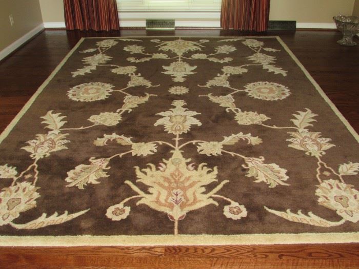 CAPISTRANO COLLECTION, 100% WOOL, AREA RUG - 8 X 11
