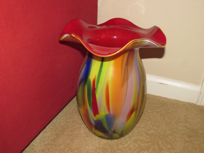 SEVERAL HAND BLOWN GLASS VASES SIGNED AND NUMBERED 