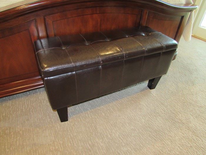 PAIR OF BROWN STORAGE OTTOMANS, GREAT FOR BLANKETS  