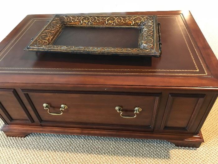 LIFT-TOP COCKTAIL TABLE WITH STORAGE DRAWER, BEAUTIFUL LEATHER INLAY TOP
