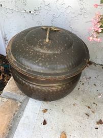 PORCH POT FOR GARDEN HOSE WITH COPPER ACCENTS