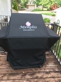 BID PENDING        MEMPHIS - ADVANTAGE PLUS CART MOUNT PELLET GRILL WITH COVER   (GRILL-OVEN-SMOKER)