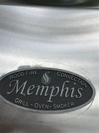 MEMPHIS - ADVANTAGE PLUS CART MOUNT PELLET GRILL WITH COVER   (GRILL-OVEN-SMOKER)