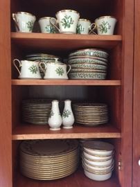 Lenox Holiday China - Holly Pattern - complete service for 8 with TONS of extras! Serving dishes and platters too!