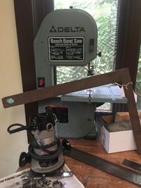 Delta Band Saw with lots of extras