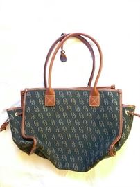 AUTHENTIC DOONEY & BOURKE HANDBAG