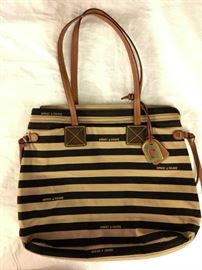 AUTHENTIC DOONEY & BOURKE HANDBAG