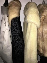REAL FOX, MINK, PERSIANLAMB FURS