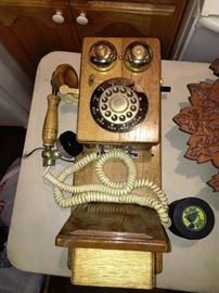 ANTIQUE REPRODUCTION PHONE