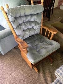 GLIDER ROCKER