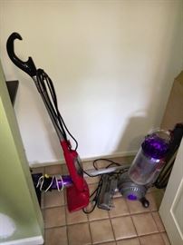 DYSON VACUUM