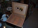 HUMIDOR