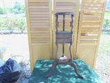 NICE SMOKING STAND