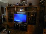LARGE SCREEN REAR PROJECTION TV