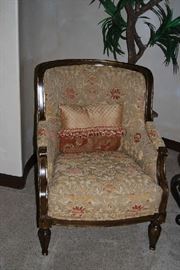 QUALITY OCCASIONAL CHAIR