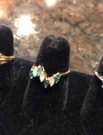 14k ring diamond & emerald