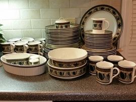 Set of Mikasa 'Arabella' china with 12 place settings