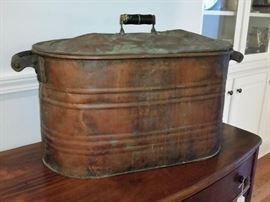 Antique copper boiler with lid