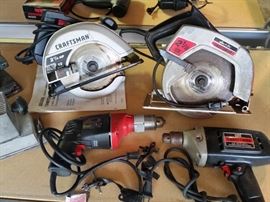 Assorted power tools