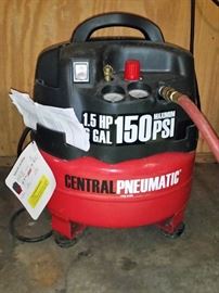 Central Pneumatic 1.5hp air compressor