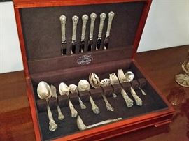 Gorham 'Chantilly' sterling 38-piece flatware set. Service for 6.