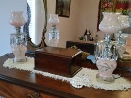 A closer look at the lamps and a storage box