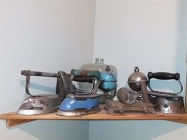 Sad Irons, Early Steam Iron, Fluter