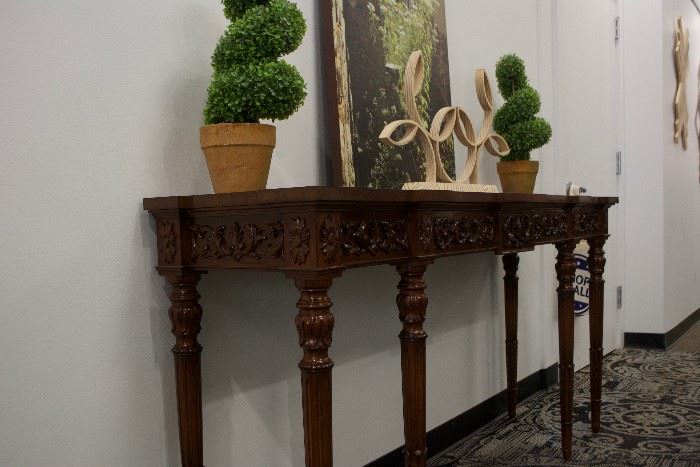 An English continental sideboard.  By Kindel Furniture  (Appraised: $3,000).  For Sale: $700.