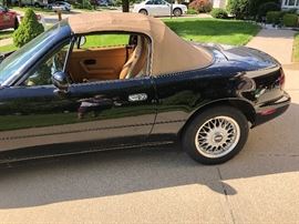 1992 Mazda Miata Convertible